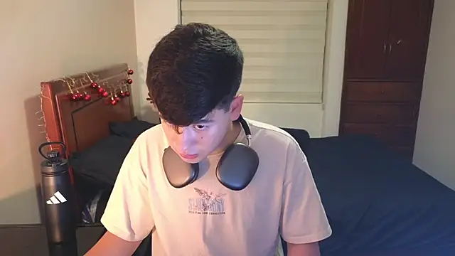 tightncuteass online show from 11-26-25, 02:11