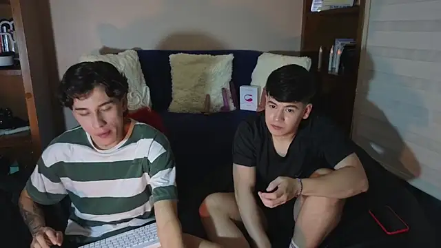 tightncuteass online show from 12-19-25, 02:37