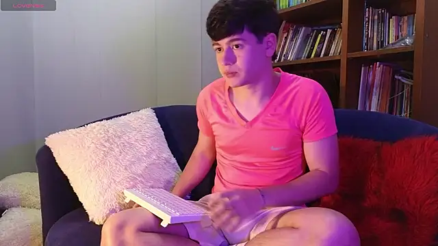 tightncuteass online show from 03-25-26, 02:01