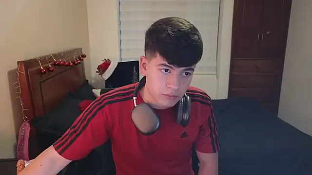 tightncuteass online show from 11-18-25, 10:34