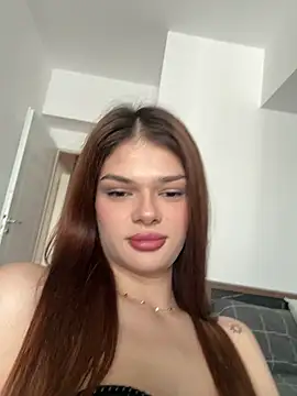 Snapshot of selenatress chatting on 09-18-25, 11:24 selenatress online show from 09-18-25, 11:24