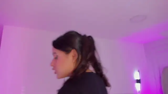 Dream nena online show from 10-08-25, 03:19