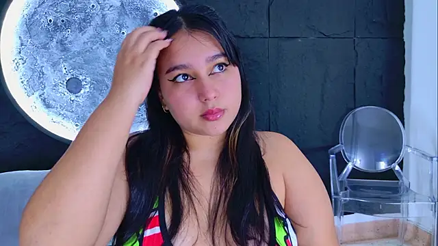 IvannaaVega online show from 01-16-26, 04:38