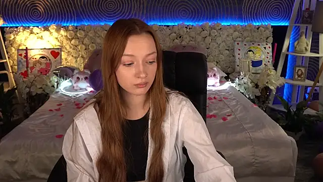 FoxyMayy online show from 03-18-26, 01:46