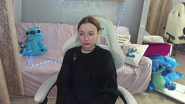 Snapshot of FoxyMayy chatting on 02-02-26, 05:17 FoxyMayy online show from 02-02-26, 05:17