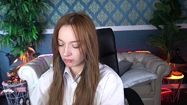 Snapshot of FoxyMayy chatting on 04-30-26, 04:41 FoxyMayy online show from 04-30-26, 04:41