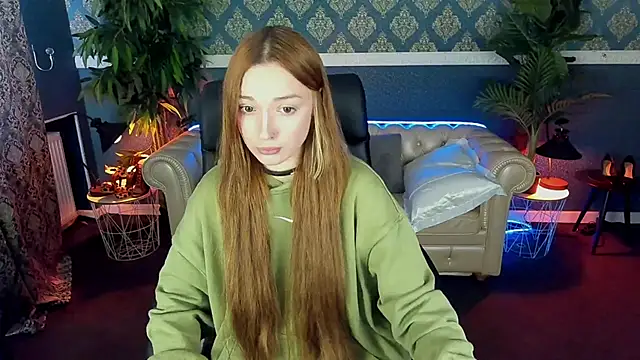Snapshot of FoxyMayy chatting on 05-14-26, 12:46 FoxyMayy online show from 05-14-26, 12:46