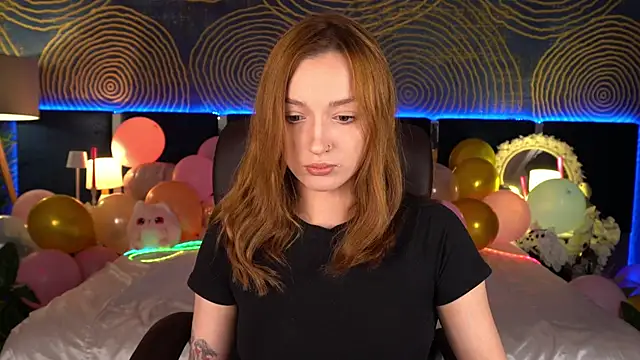 Snapshot of FoxyMayy chatting on 06-30-26, 12:38 FoxyMayy online show from 06-30-26, 12:38