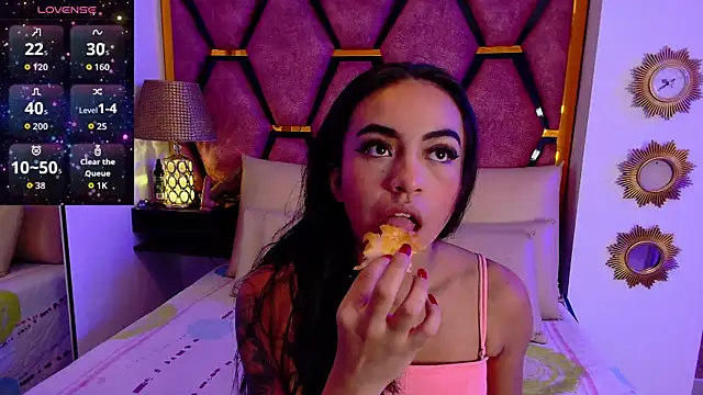 Leslie Bussh  online show from 02-24-26, 12:28