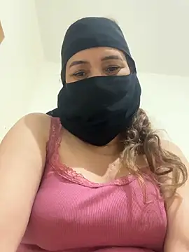 Wild-Nayra online show from 04-17-26, 01:19