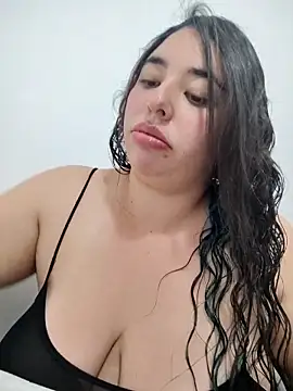 Bagiolett online show from 04-14-26, 07:19