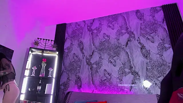 Snapshot of Zoe_Rosse00 chatting on 10-24-25, 09:03 Zoe Rosse00 online show from 10-24-25, 09:03