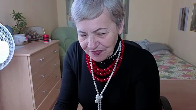 Freya Fable online show from 10-16-25, 07:49