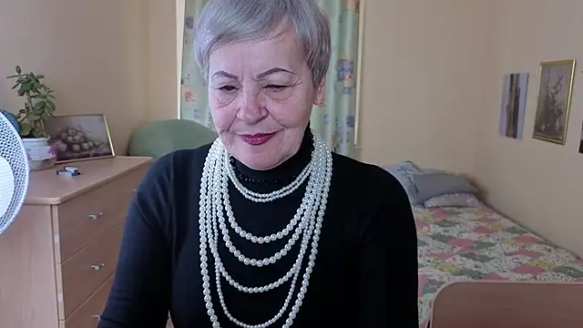 Freya Fable online show from 10-14-25, 08:26