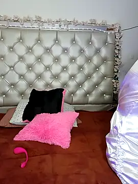 ZARAY 1118 online show from 11-28-25, 07:47