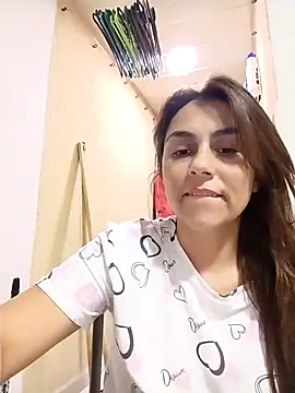 Snapshot of vanessa-titisM chatting on 07-15-26, 02:51 vanessa-titisM online show from 07-15-26, 02:51