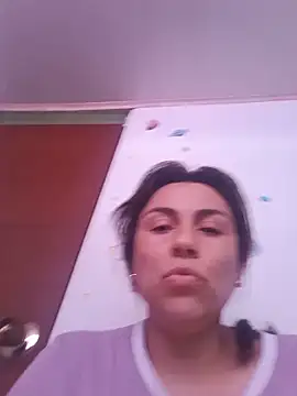 Snapshot of vanessa-titisM chatting on 05-22-26, 10:08 vanessa-titisM online show from 05-22-26, 10:08