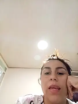 Snapshot of vanessa-titisM chatting on 07-16-26, 01:46 vanessa-titisM online show from 07-16-26, 01:46