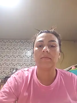 Snapshot of vanessa-titisM chatting on 05-07-26, 05:01 vanessa-titisM online show from 05-07-26, 05:01