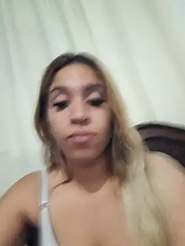 Snapshot of AngelitaSexyCam chatting on 09-11-25, 10:21 AngelitaSexyCam online show from 09-11-25, 10:21