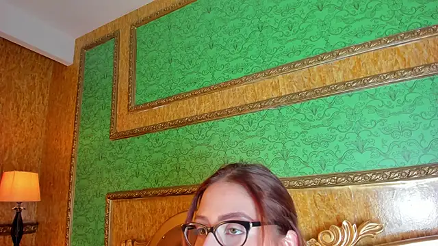 Helenstanford online show from 03-26-26, 02:37