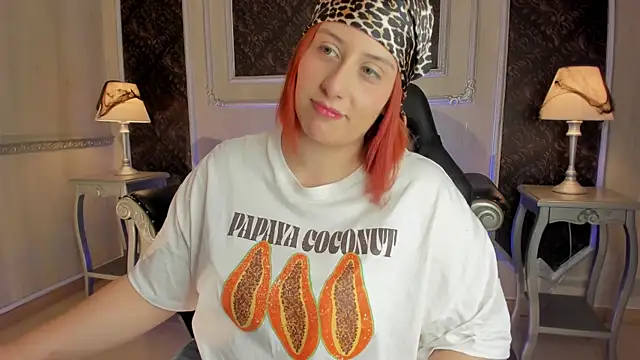 Helenstanford online show from 10-17-25, 01:24