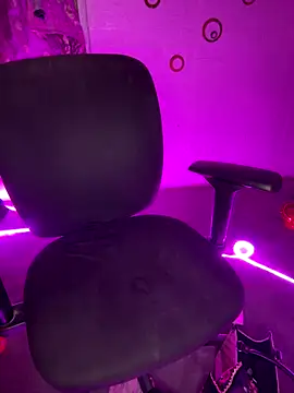 Snapshot of The_Lustful_Desire chatting on 10-02-25, 11:46 The Lustful Desire online show from 10-02-25, 11:46