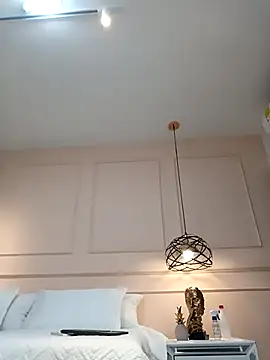 ArielBlossom    online show from 02-22-26, 12:07