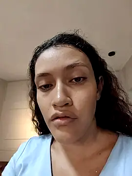 ArielBlossom    online show from 10-26-25, 11:10