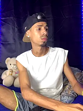 Snapshot of Alexx_1214 chatting on 10-09-25, 02:23 Alexx 1214 online show from 10-09-25, 02:23