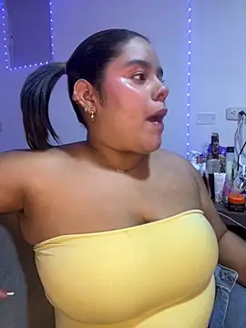 Anabelle 00  online show from 06-18-26, 04:00