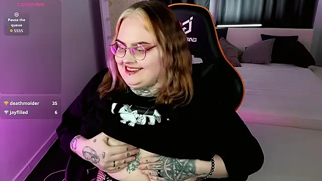 Alice Linger online show from 09-27-25, 08:59