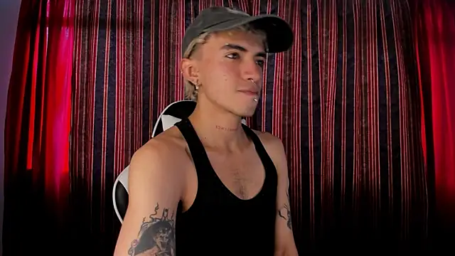 guynextdo0r online show from 11-06-25, 08:02