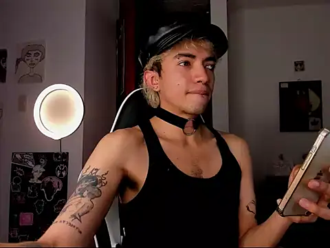 guynextdo0r online show from 10-10-25, 06:31