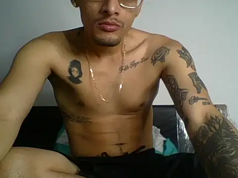 bluc96cm online show from 10-12-25, 02:02