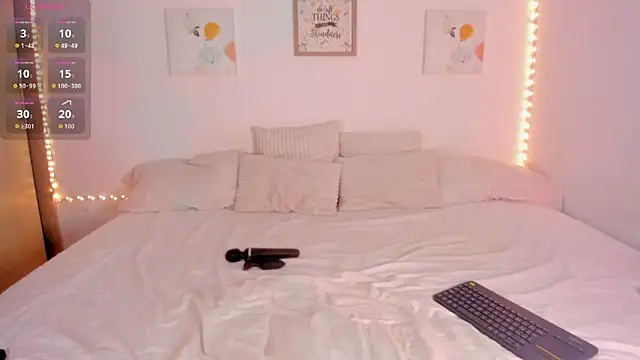 AliisonWells online show from 03-11-26, 10:59