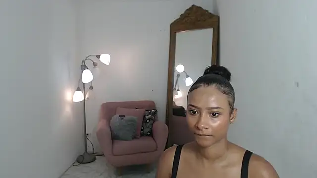 Snapshot of tatiana_oconell22 chatting on 06-05-26, 03:22 tatiana oconell22 online show from 06-05-26, 03:22