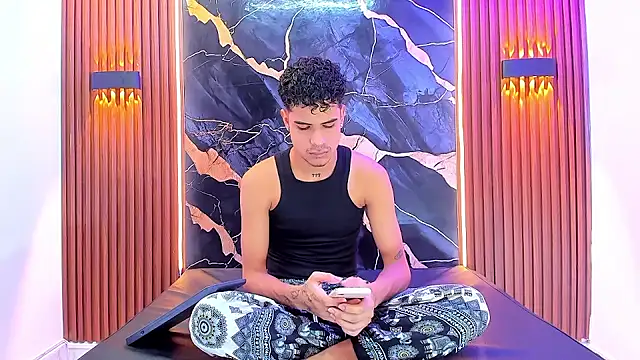 Lucky boys  X online show from 09-14-25, 11:43