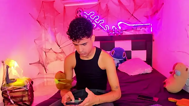 Lucky boys  X online show from 10-30-25, 12:03