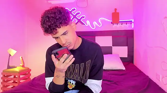 Lucky boys  X online show from 10-24-25, 12:37