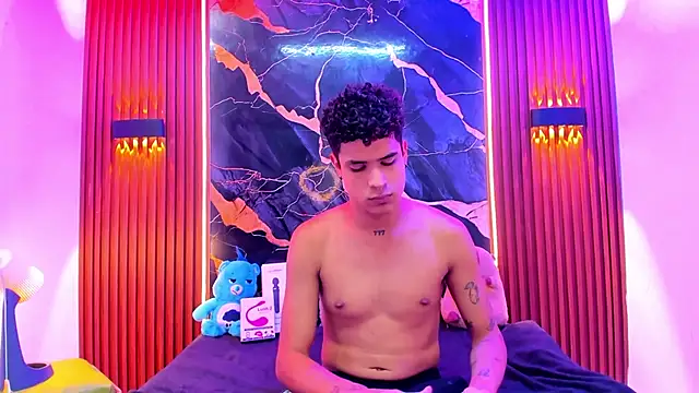 Lucky boys  X online show from 02-22-26, 07:15