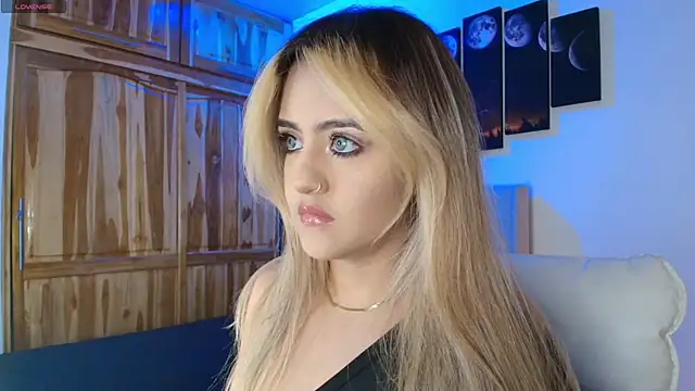 MaryMoon  online show from 10-12-25, 07:15