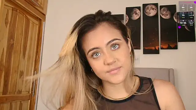 MaryMoon  online show from 12-15-25, 07:09