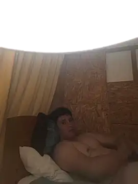 Snapshot of HappyBaseline65 chatting on 10-29-25, 01:59 HappyBaseline65 online show from 10-29-25, 01:59