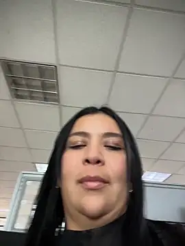 IrisDuvall online show from 04-22-26, 07:42