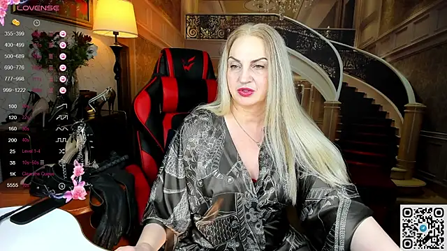 Nina Devillle online show from 03-16-26, 09:50