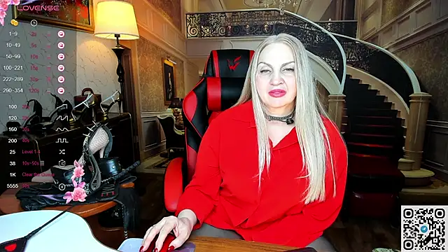 Nina Devillle online show from 03-07-26, 12:21