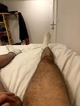 Snapshot of Sovaisback chatting on 10-30-25, 04:22 Sovaisback online show from 10-30-25, 04:22