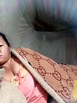 riso-00 online show from 11-01-25, 04:23