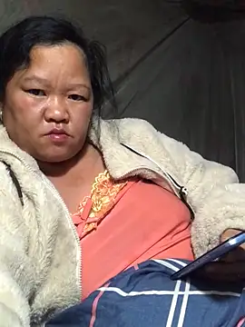 riso-00 online show from 11-23-25, 04:50